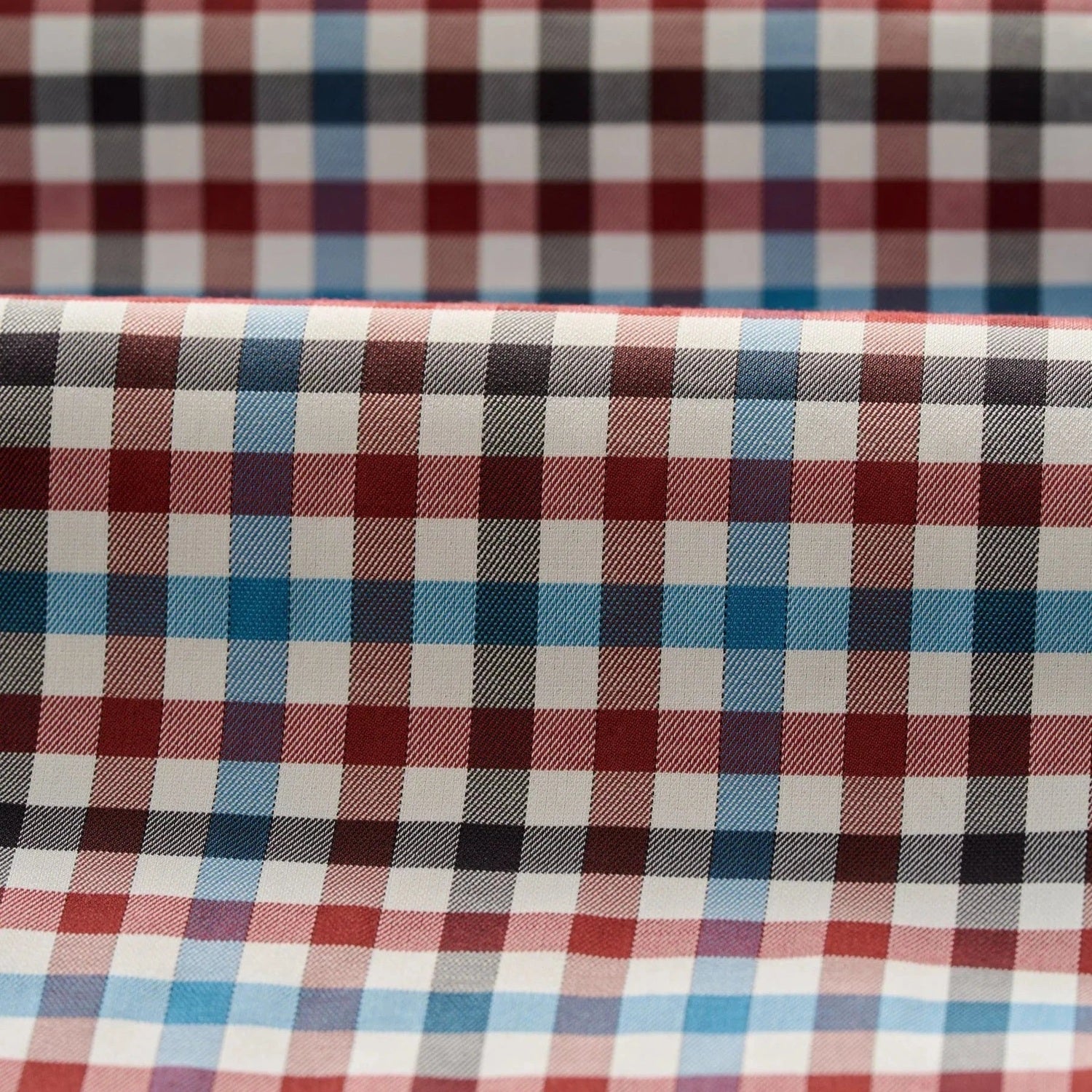 johnnie-O 01. MENS APPAREL - MENS LS SHIRTS - MENS LS BUTTON UP Men's Featherweight Performance Button Down Shirt - Hartwick MALIBU RED