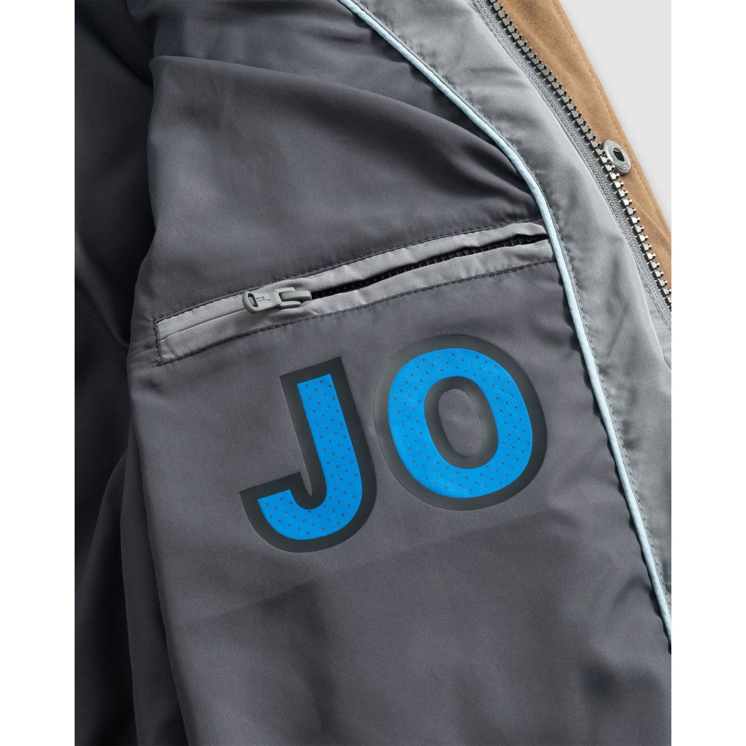 johnnie-O 01. MENS APPAREL - MENS JACKETS - MENS JACKETS INSULATED Men's Juno Quilted Snap Jacket CONCRETE