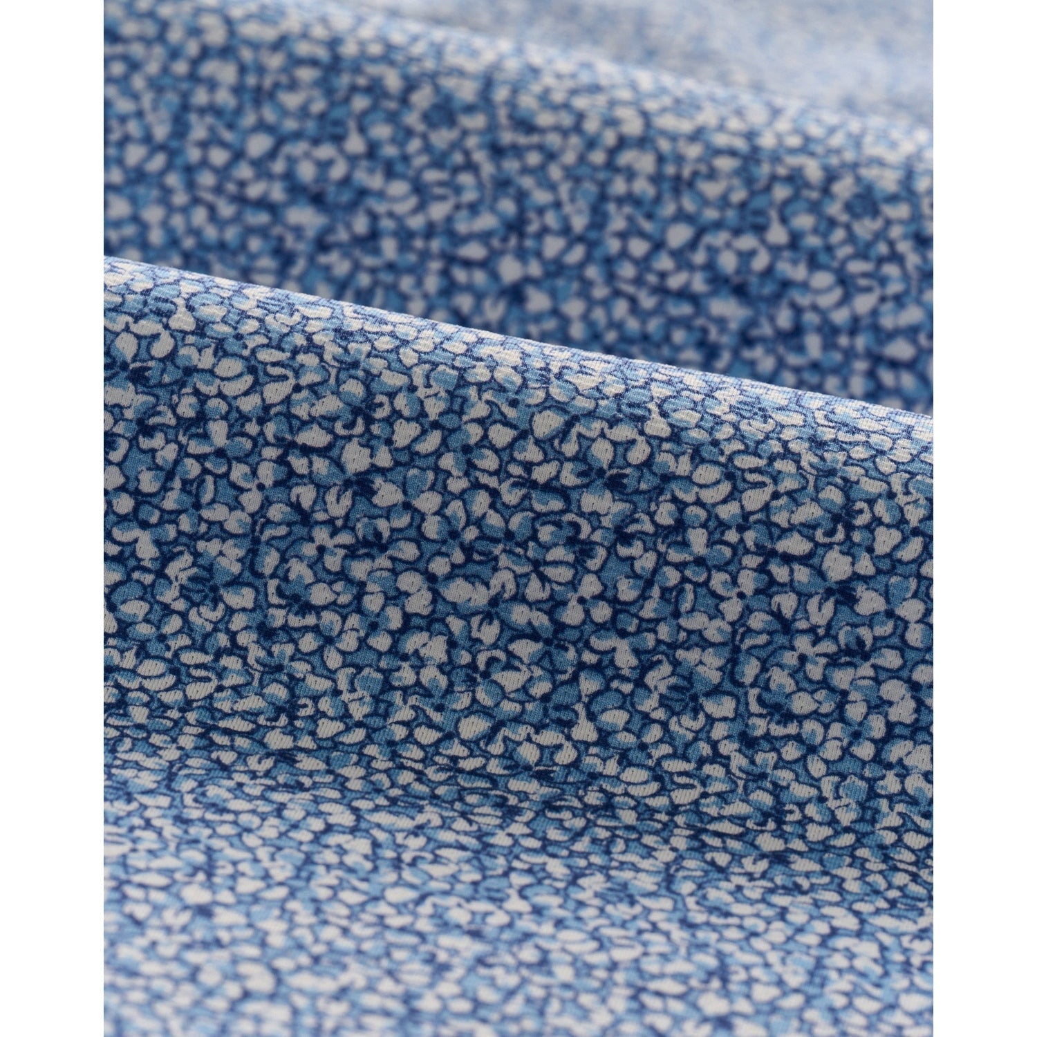 johnnie-O 01. MENS APPAREL - MENS SS SHIRTS - MENS SS BUTTON UP Men's Short Sleeve Hangin' Out Knit Button Up Shirt - Waylan MALIBLU