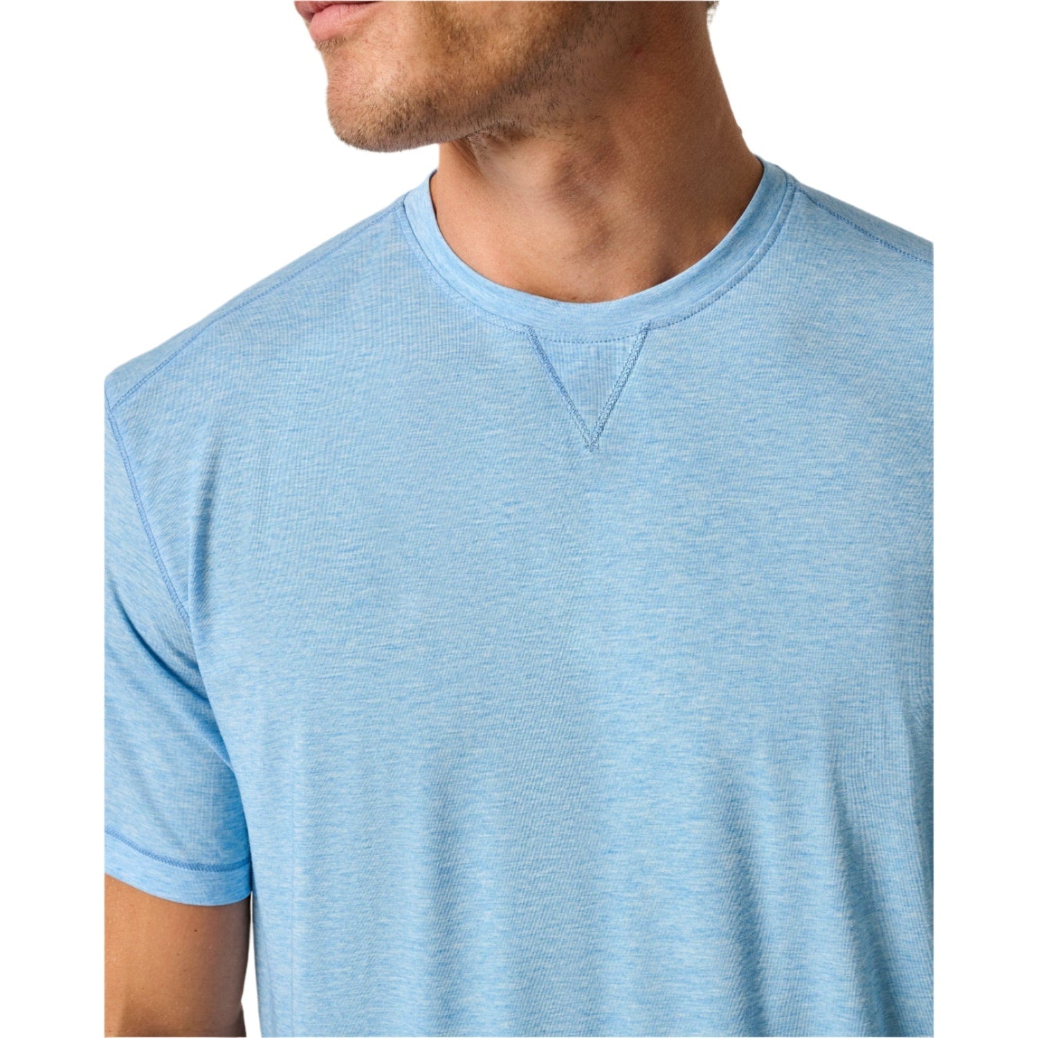 johnnie-O 01. MENS APPAREL - MENS T-SHIRTS - MENS T-SHIRT SS Men's The Course Performance T-Shirt MALIBLU