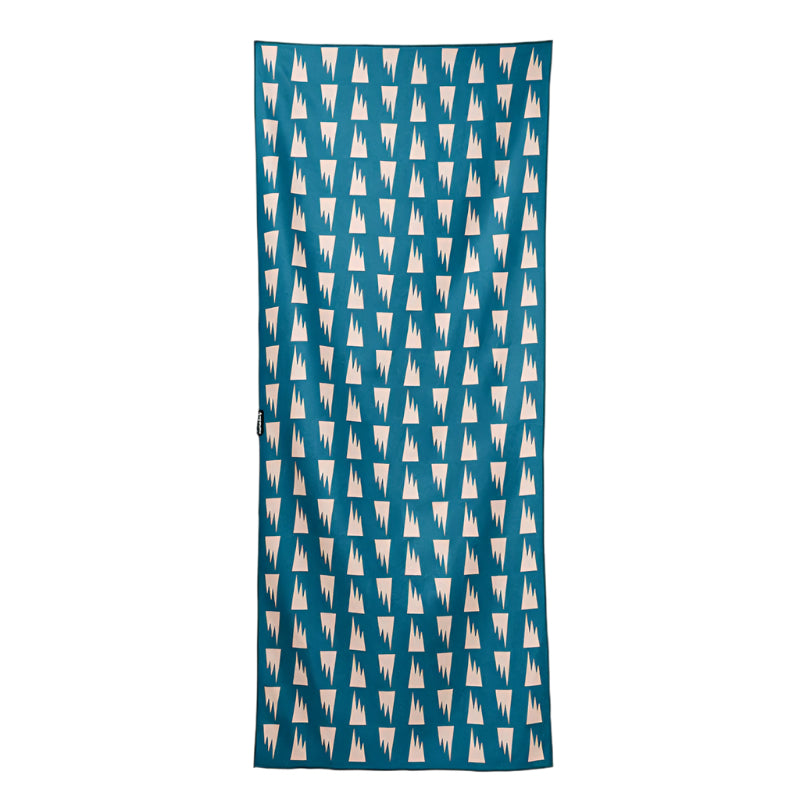 Nomadix 12. HARDGOODS - CAMP|HIKE|TRAVEL - TOWELS Original Towel SUMMIT GREEN