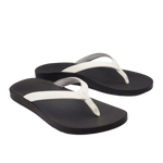 OluKai 05. WOMENS FOOTWEAR - WOMENS SANDALS - WOMENS SANDALS CASUAL Women's Puawe 4R40 WHITE | BLACK