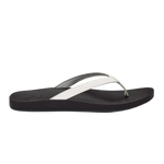 OluKai 05. WOMENS FOOTWEAR - WOMENS SANDALS - WOMENS SANDALS CASUAL Women's Puawe 4R40 WHITE | BLACK