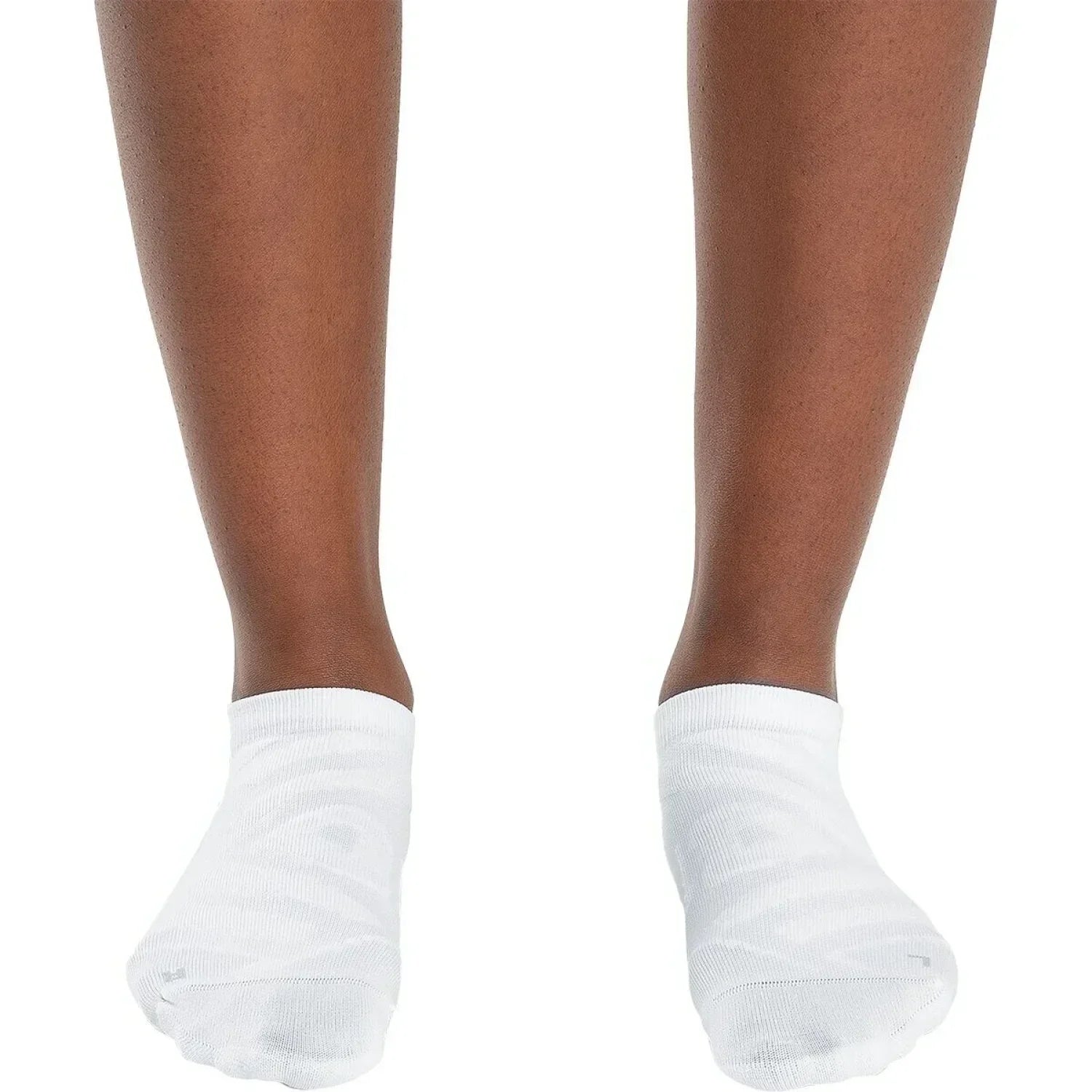 On Running 06. SOCKS - MENS SOCKS - MENS SOCKS LOW On Performance Low Sock WHITE | IVORY