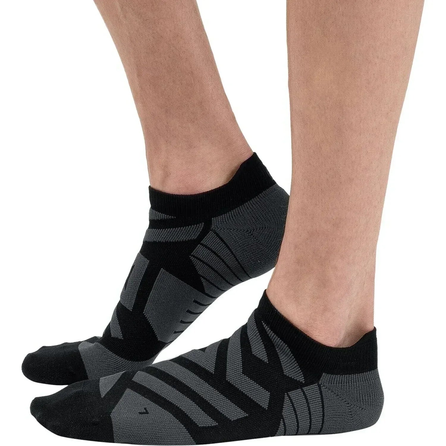 On Running 06. SOCKS - MENS SOCKS - MENS SOCKS LOW On Performance Low Sock BLACK | SHADOW