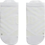 On Running 06. SOCKS - MENS SOCKS - MENS SOCKS LOW On Performance Low Sock WHITE | IVORY