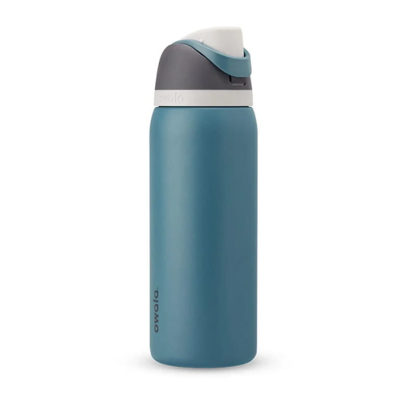 Owala 17. CAMPING ACCESS - HYDRATION Freesip Stainless Steel 32 oz BLUE OASIS