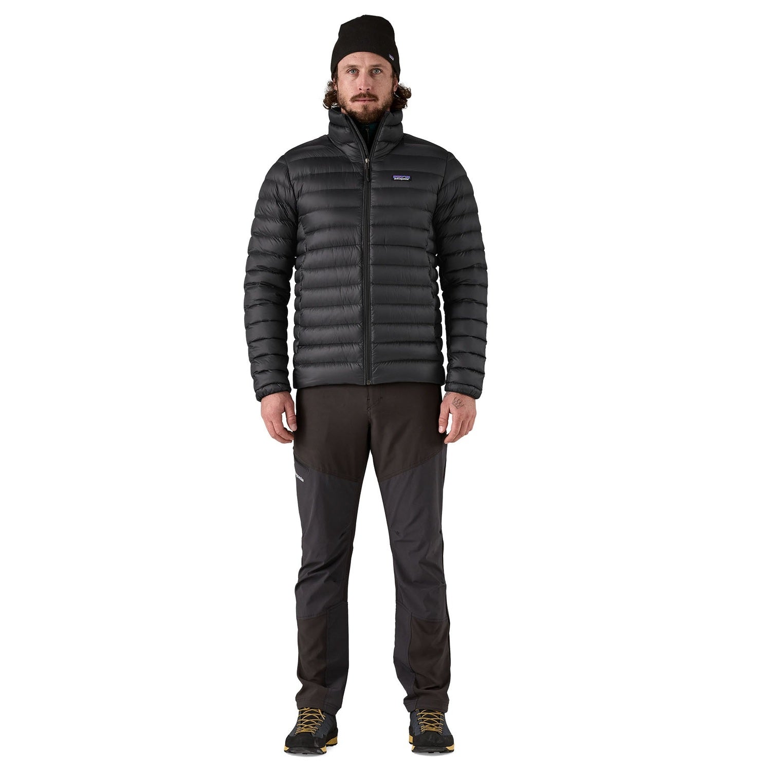 Patagonia 01. MENS APPAREL - MENS JACKETS - MENS JACKETS INSULATED Men's Down Sweater™ Jacket BLK BLACK