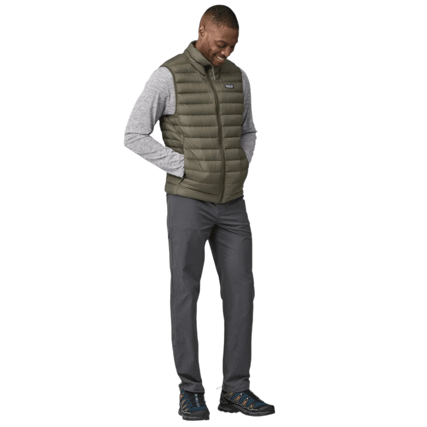 Patagonia 01. MENS APPAREL - MENS VEST - MENS VEST INSULATED Men's Down Sweater™ Vest PNGR PINE NEEDLE GREEN