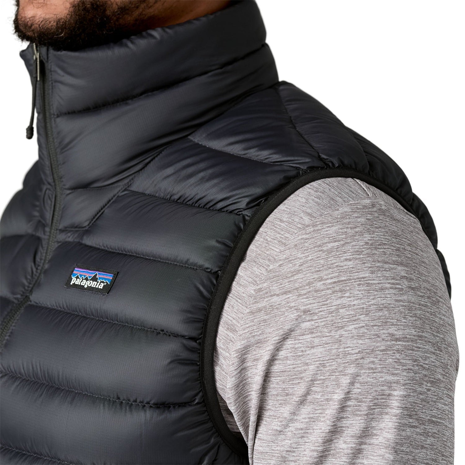 Patagonia 01. MENS APPAREL - MENS VEST - MENS VEST INSULATED Men's Down Sweater™ Vest BLK BLACK
