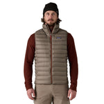 Patagonia 01. MENS APPAREL - MENS VEST - MENS VEST INSULATED Men's Down Sweater™ Vest MRLB MARLOW BROWN