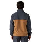 Patagonia 01. MENS APPAREL - MENS HOODIES|SWEATERS - MENS PO SWEATERS Men's Lightweight Synchilla Snap-T Fleece Pullover DRBN DEER BROWN