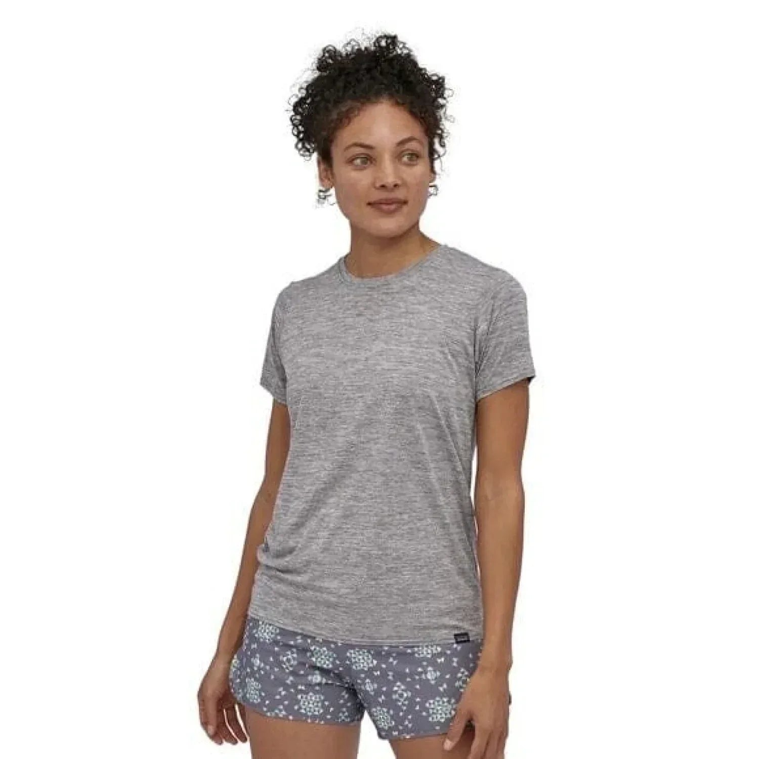 Patagonia 02. WOMENS APPAREL - WOMENS SS SHIRTS - WOMENS SS ACTIVE Women's Capilene Cool Daily Shirt FEATHER GREY