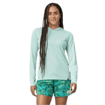 Patagonia 02. WOMENS APPAREL - WOMENS LS SHIRTS - WOMENS LS HOODY Women's Capilene® Cool Daily Hoody WGNX WISPY GREEN - LIGHT WISPY GREEN X-DYE