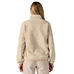 Patagonia 02. WOMENS APPAREL - WOMENS HOODIES|SWEATERS - WOMENS PO SWEATERS Women's Lightweight Synchilla® Snap-T® Fleece Pullover FLDO FLOW| DYNO WHITE