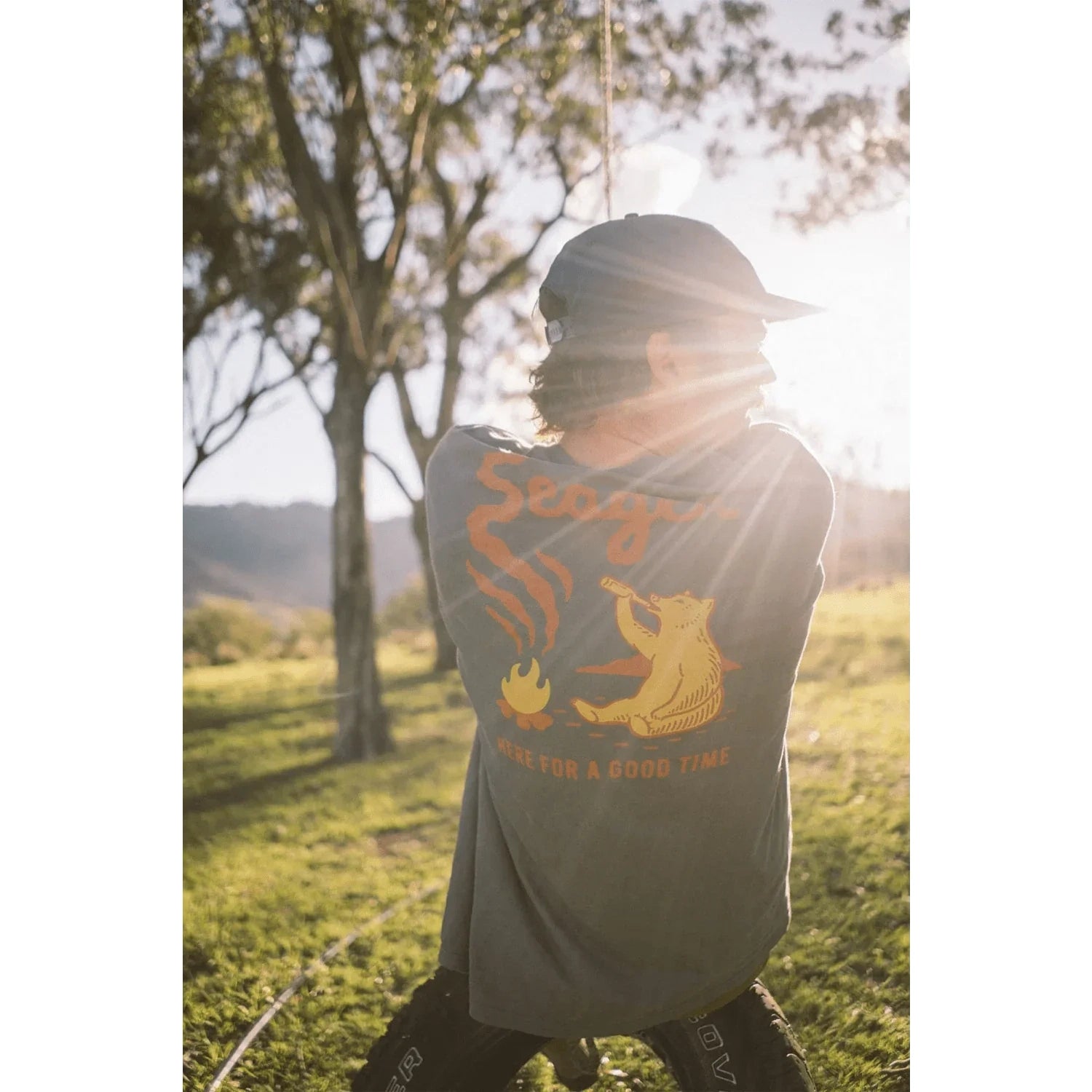 Seager 01. MENS APPAREL - MENS T-SHIRTS - MENS T-SHIRT SS Men's Smokey Tee COAL