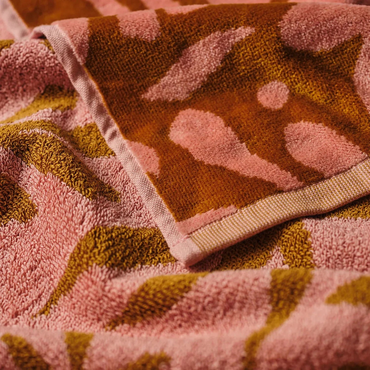 Sunny Premium Woven Towel Slowtide