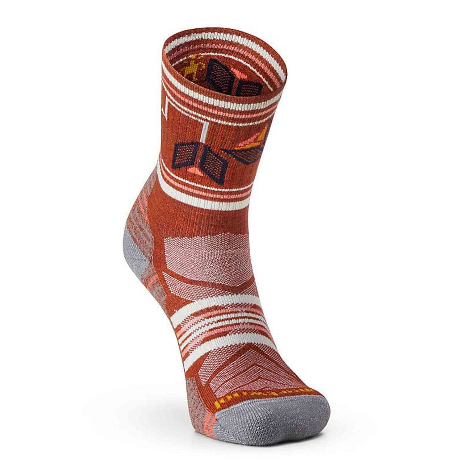 Smartwool 06. SOCKS - WOMENS SOCKS - WOMENS SOCKS CREW Women's Hike Light Cushion Castle Peak Pattern Mid Crew Socks J33 PICANTE