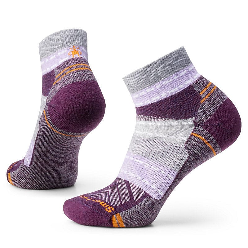 Smartwool 06. SOCKS - WOMENS SOCKS - WOMENS SOCKS LOW Women's Hike Light Cushion Margarita Ankle Socks L46 ULTRA VIOLET