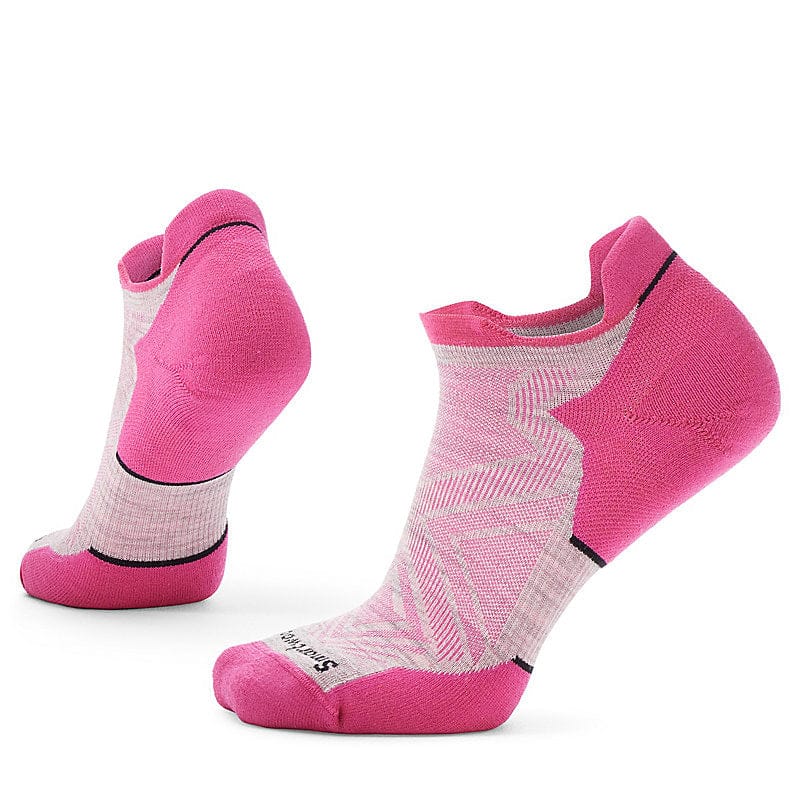 Smartwool 06. SOCKS - WOMENS SOCKS - WOMENS SOCKS LOW Women's Run Targeted Cushion Low Ankle Socks N62 ASH-POWER PINK