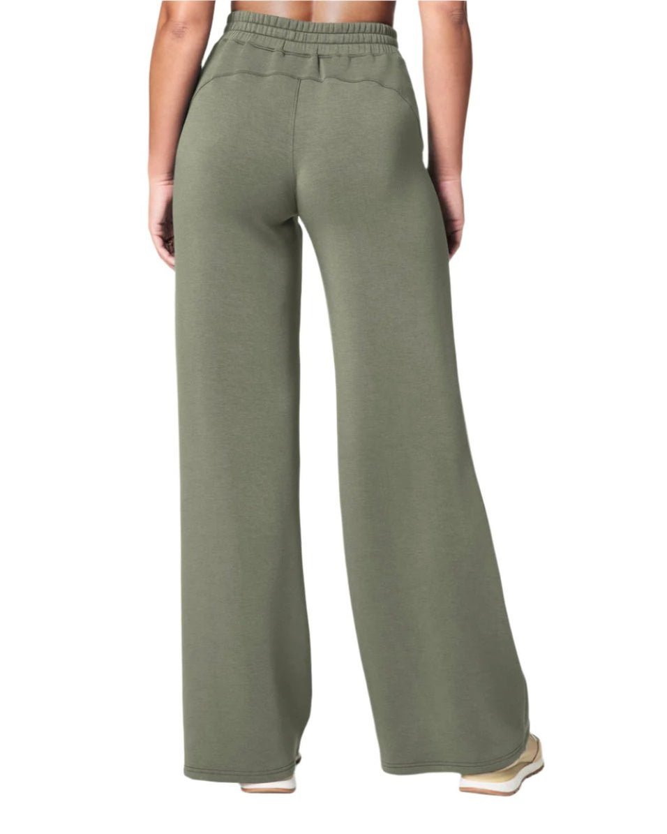 SPANX 02. WOMENS APPAREL - WOMENS PANTS - WOMENS PANTS LOUNGE Women's AirEssentials Wide Leg Pant CLOVER