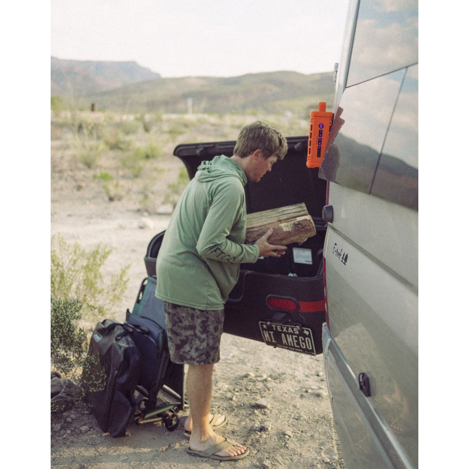 Turtlebox 12. HARDGOODS - ELECTRONICS - HEADPHONES|SPEAKER Ranger Speaker ORANGE