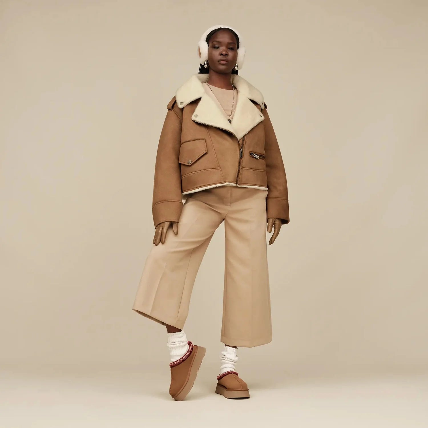 UGG 05. WOMENS FOOTWEAR - WOMENS SHOES - WOMENS SHOES SLIPPERS Women's Tazz II CHE CHESTNUT