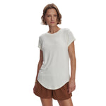 VARLEY 02. WOMENS APPAREL - WOMENS SS SHIRTS - WOMENS SS CASUAL Women's Jade Seamless Tee SNOW WHITE