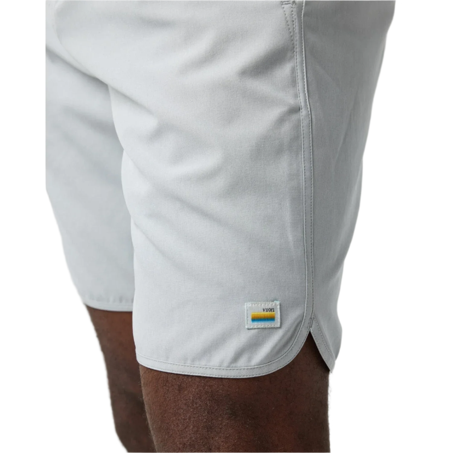 Vuori 01. MENS APPAREL - MENS SHORTS - MENS SHORTS ACTIVE Men's Banks Short SGT SKY GREY LINEN TEXTURE