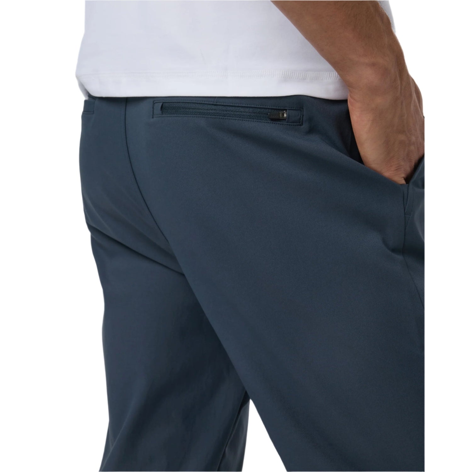 Vuori 01. MENS APPAREL - MENS PANTS - MENS PANTS CASUAL Men's Cascade Tech Chino Pant FOG FOG