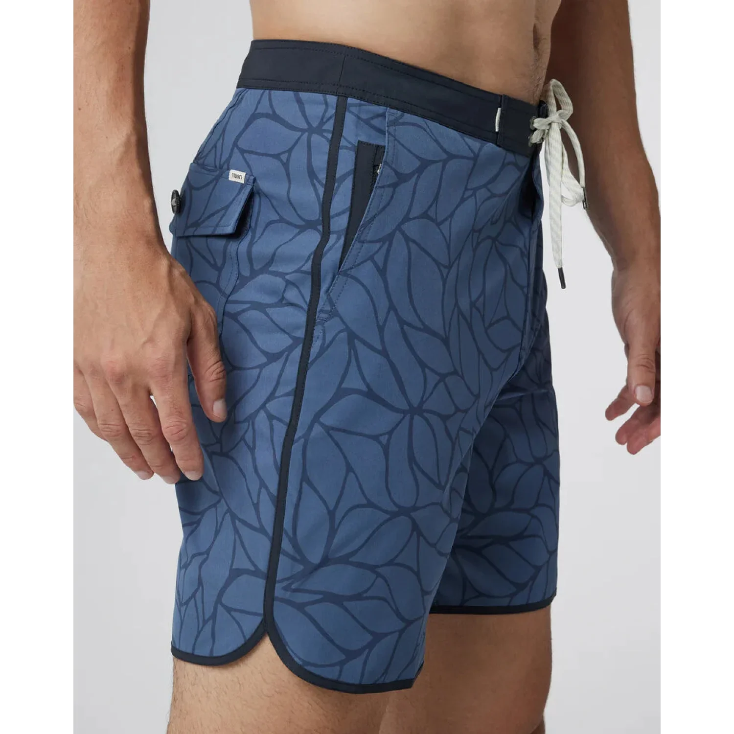 Vuori 01. MENS APPAREL - MENS SHORTS - MENS SHORTS SWIM Men's Cruise Boardshort NLG NAUTILUS LAGOON