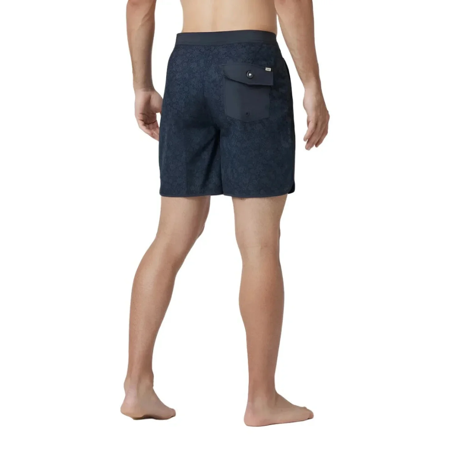 Vuori 01. MENS APPAREL - MENS SHORTS - MENS SHORTS SWIM Men's Cruise Boardshort NWF NAVY WILDFLOWER