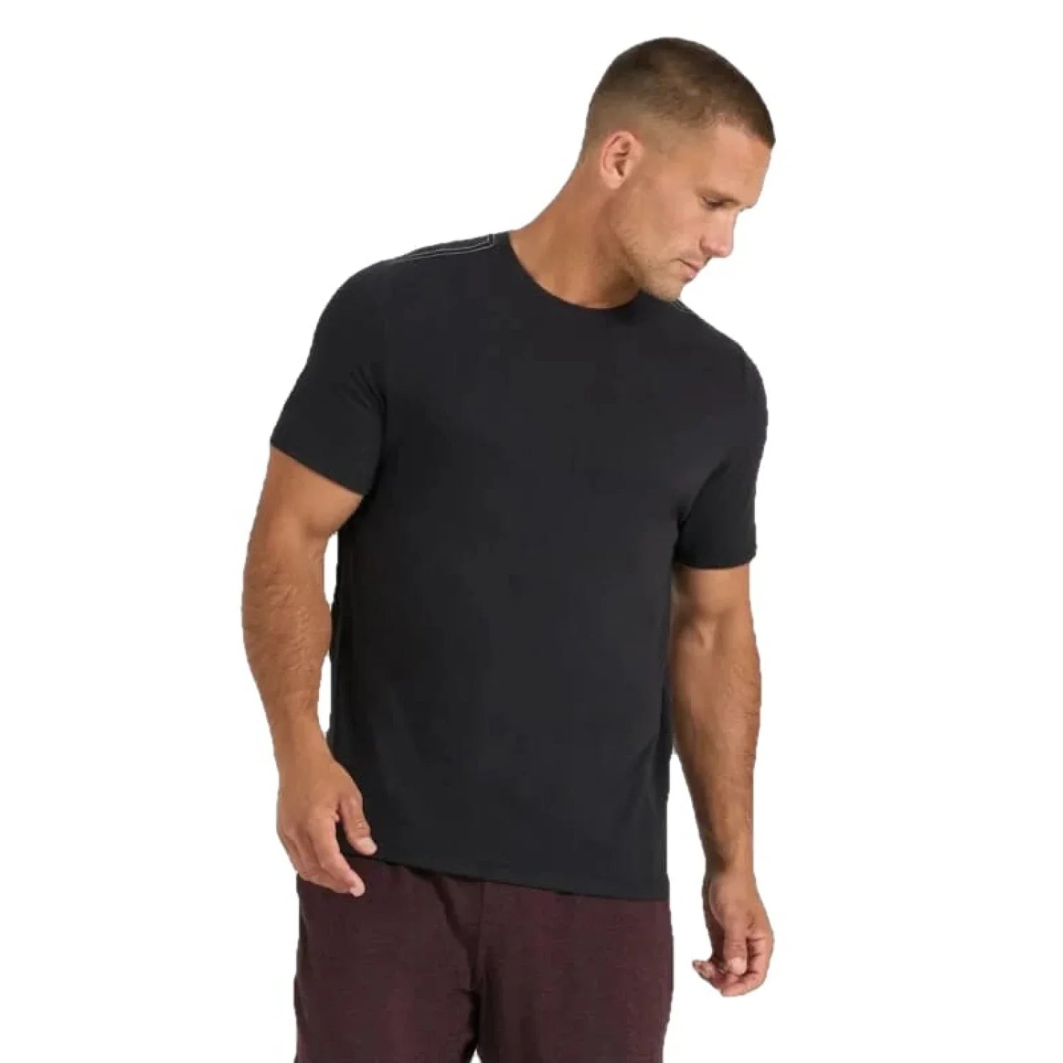 Vuori 01. MENS APPAREL - MENS SS SHIRTS - MENS SS ACTIVE Men's Current Tech Tee BLK BLACK