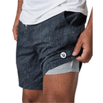 Vuori 01. MENS APPAREL - MENS SHORTS - MENS SHORTS ACTIVE Men's Kore Short CSE CHARCOAL SCRIBBLE