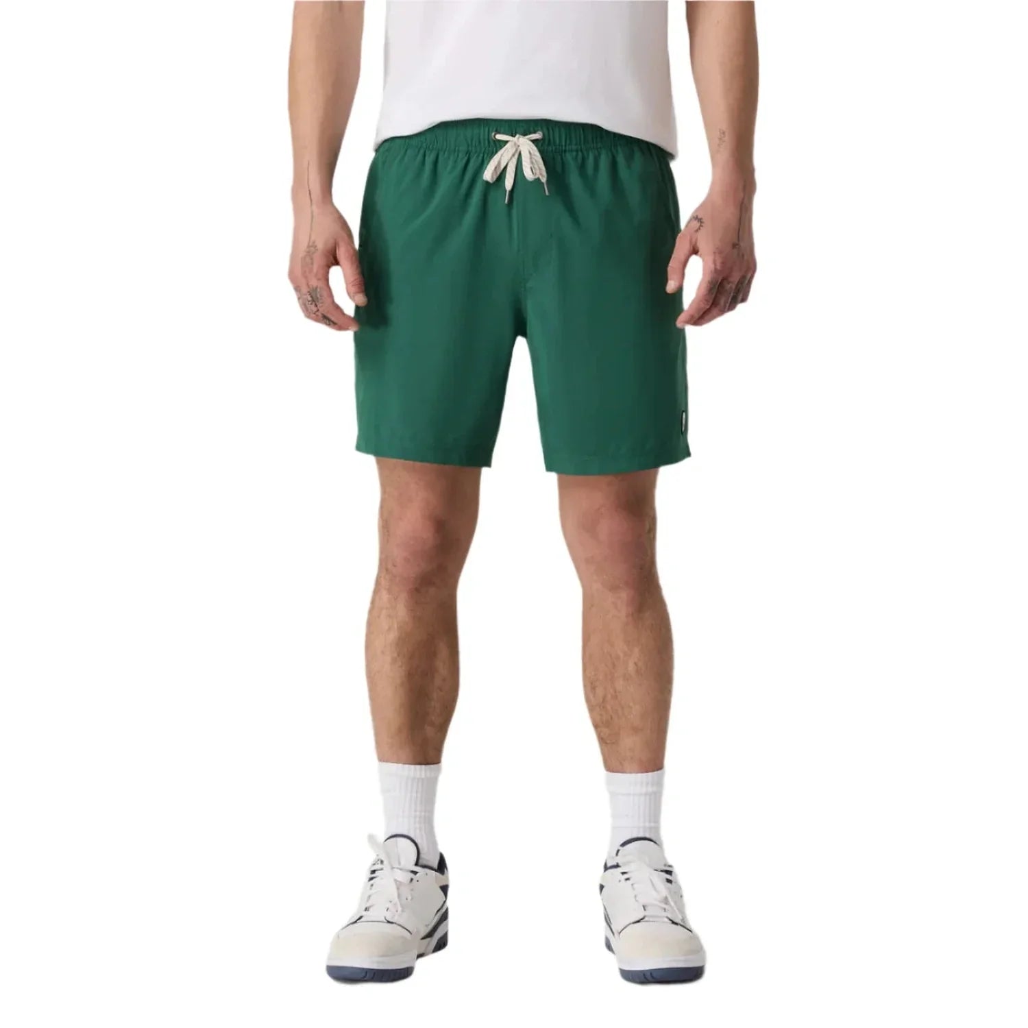 Vuori 01. MENS APPAREL - MENS SHORTS - MENS SHORTS ACTIVE Men's Kore Short VRI VIRIDIAN