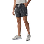 Vuori 01. MENS APPAREL - MENS SHORTS - MENS SHORTS ACTIVE Men's Kore Short - 5 in DWL DARK PEWTER WILDFLOWER