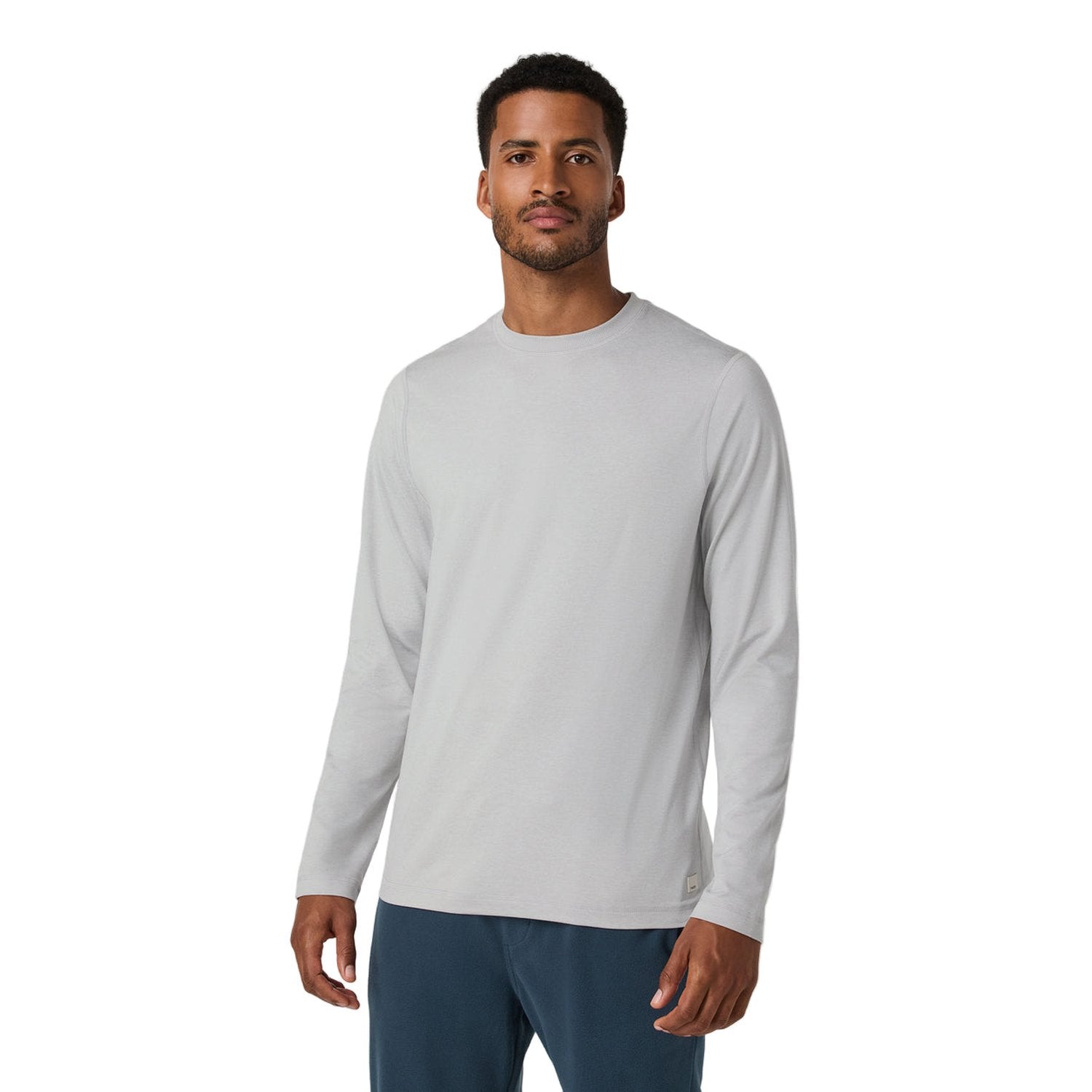 Vuori 01. MENS APPAREL - MENS LS SHIRTS - MENS LS CASUAL Men's Long Sleeve Ponto Performance Tee HFG FROST GREY HEATHER