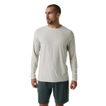 Vuori 01. MENS APPAREL - MENS LS SHIRTS - MENS LS ACTIVE Men's Long Sleeve Strato Tech Tee HST SALT HEATHER