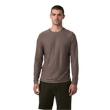 Vuori 01. MENS APPAREL - MENS LS SHIRTS - MENS LS ACTIVE Men's Long Sleeve Strato Tech Tee HHB HUCKLEBERRY HEATHER