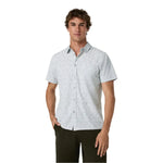 Vuori 01. MENS APPAREL - MENS SS SHIRTS - MENS SS BUTTON UP Men's Short Sleeve Bridge Button Down FGL FROST GREY WATER LILY