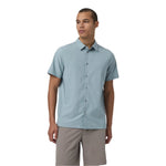 Vuori 01. MENS APPAREL - MENS SS SHIRTS - MENS SS BUTTON UP Men's Short Sleeve Manhattan Button Down MIT MIST