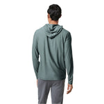 Vuori 01. MENS APPAREL - MENS LS SHIRTS - MENS LS HOODY Men's Strato Tech Hoodie HBM BALSAM HEATHER