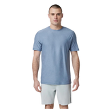 Vuori 01. MENS APPAREL - MENS SS SHIRTS - MENS SS ACTIVE Men's Strato Tech Tee HTY CHAMBRAY HEATHER