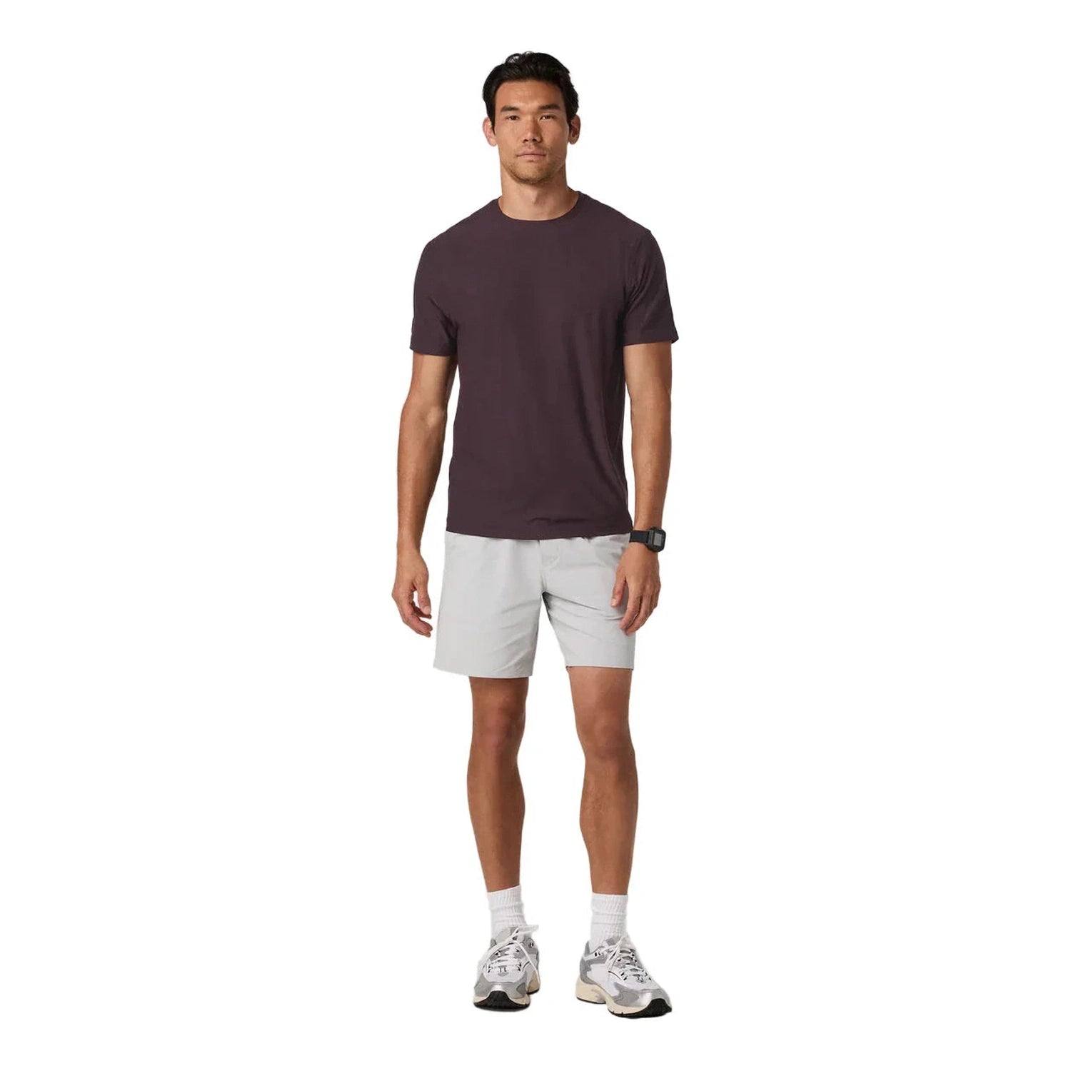 Vuori 01. MENS APPAREL - MENS SS SHIRTS - MENS SS ACTIVE Men's Strato Tech Tee HRA RAISIN HEATHER