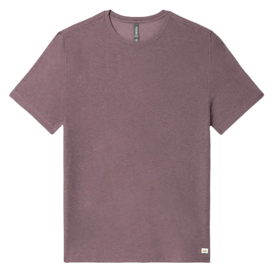 Vuori 01. MENS APPAREL - MENS SS SHIRTS - MENS SS ACTIVE Men's Strato Tech Tee HEY ELDERBERRY HEATHER