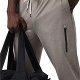 Vuori 01. MENS APPAREL - MENS PANTS - MENS PANTS LOUNGE Men's Sunday Performance Jogger BLACK CAMO