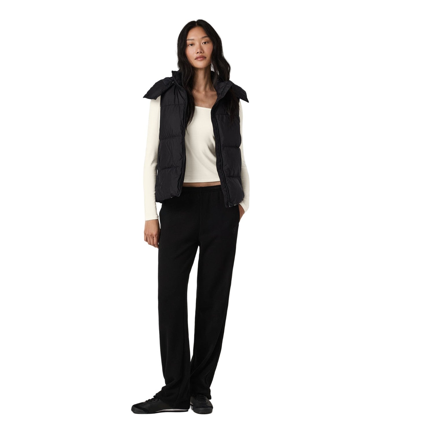 Vuori 02. WOMENS APPAREL - WOMENS VEST - WOMENS VEST INSULATED Women's Alta Down Vest BLK BLACK