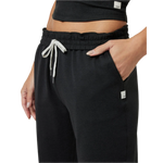 Vuori 02. WOMENS APPAREL - WOMENS PANTS - WOMENS PANTS LOUNGE Women's Boyfriend Jogger HBK BLACK HEATHER