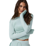 Vuori 02. WOMENS APPAREL - WOMENS LS SHIRTS - WOMENS LS ACTIVE Women's Daydream Crew SMH SPEARMINT HEATHER
