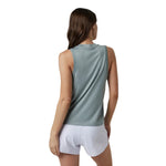 Vuori 02. WOMENS APPAREL - WOMENS SS SHIRTS - WOMENS TANK ACTIVE Women's Energy Top Long HVP VINTAGE PISTACHIO HEATHER